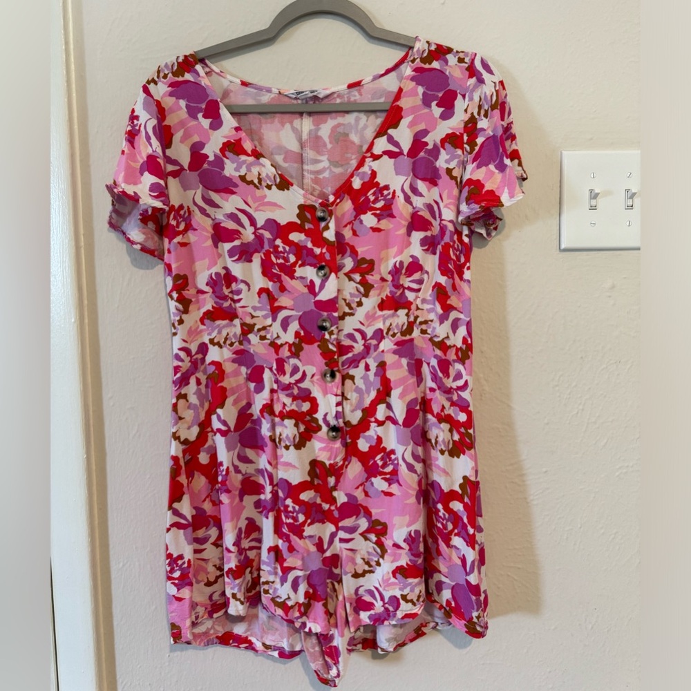 Steve Madden romper, size small